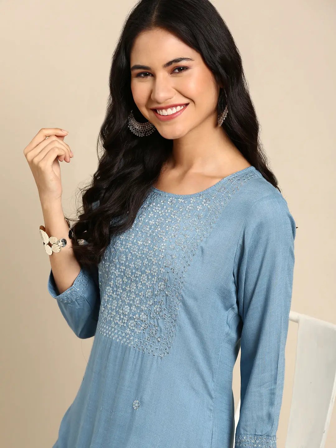 Women's Blue Solid Straight Kurta