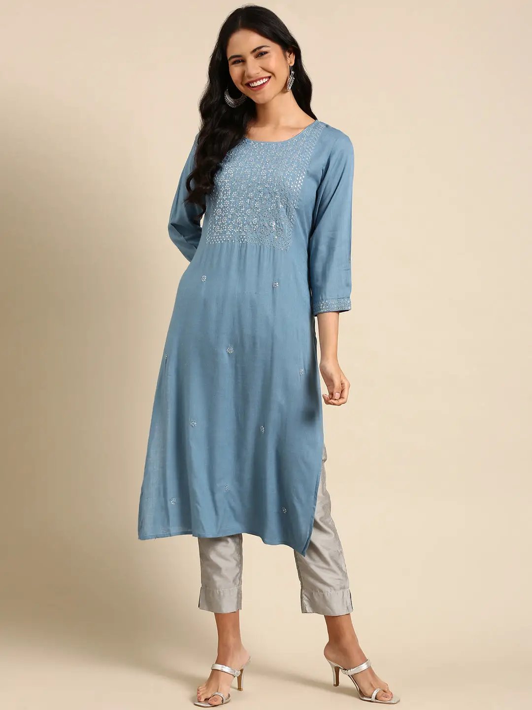Women's Blue Solid Straight Kurta