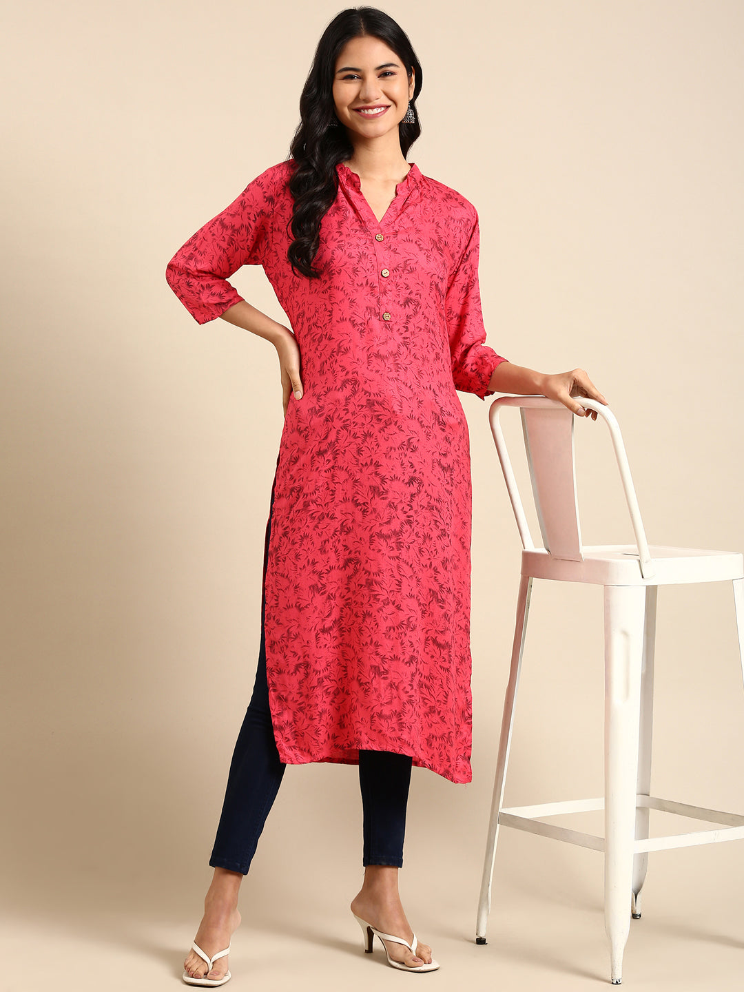 Women's Pink Printed Straight Kurta