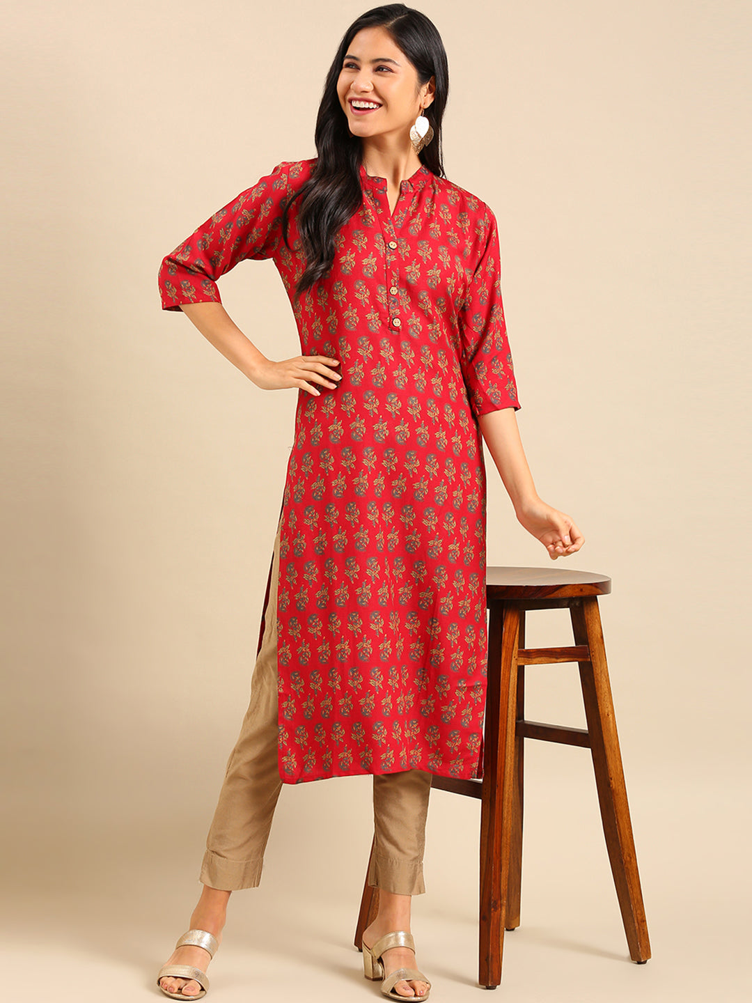 Women's Red Printed Straight Kurta