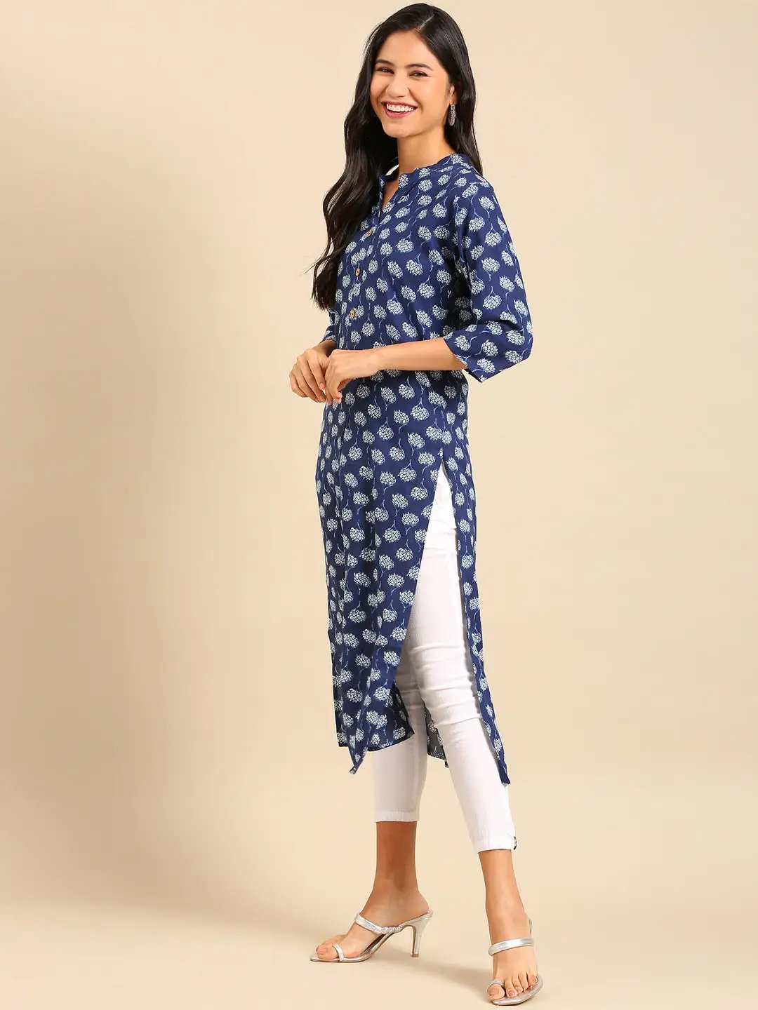 Women's Navy Blue Printed Straight Kurta