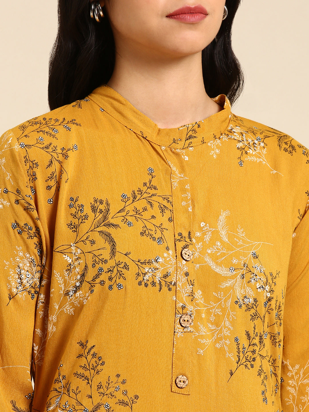 Women's Yellow Printed Straight Kurta