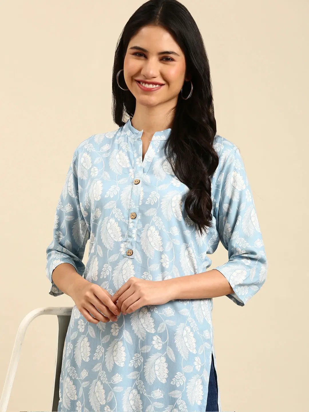 Women's Blue Printed Straight Kurta