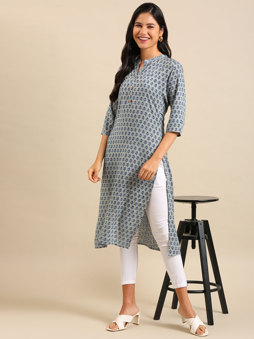 Women's Sea Green Printed Straight Kurta