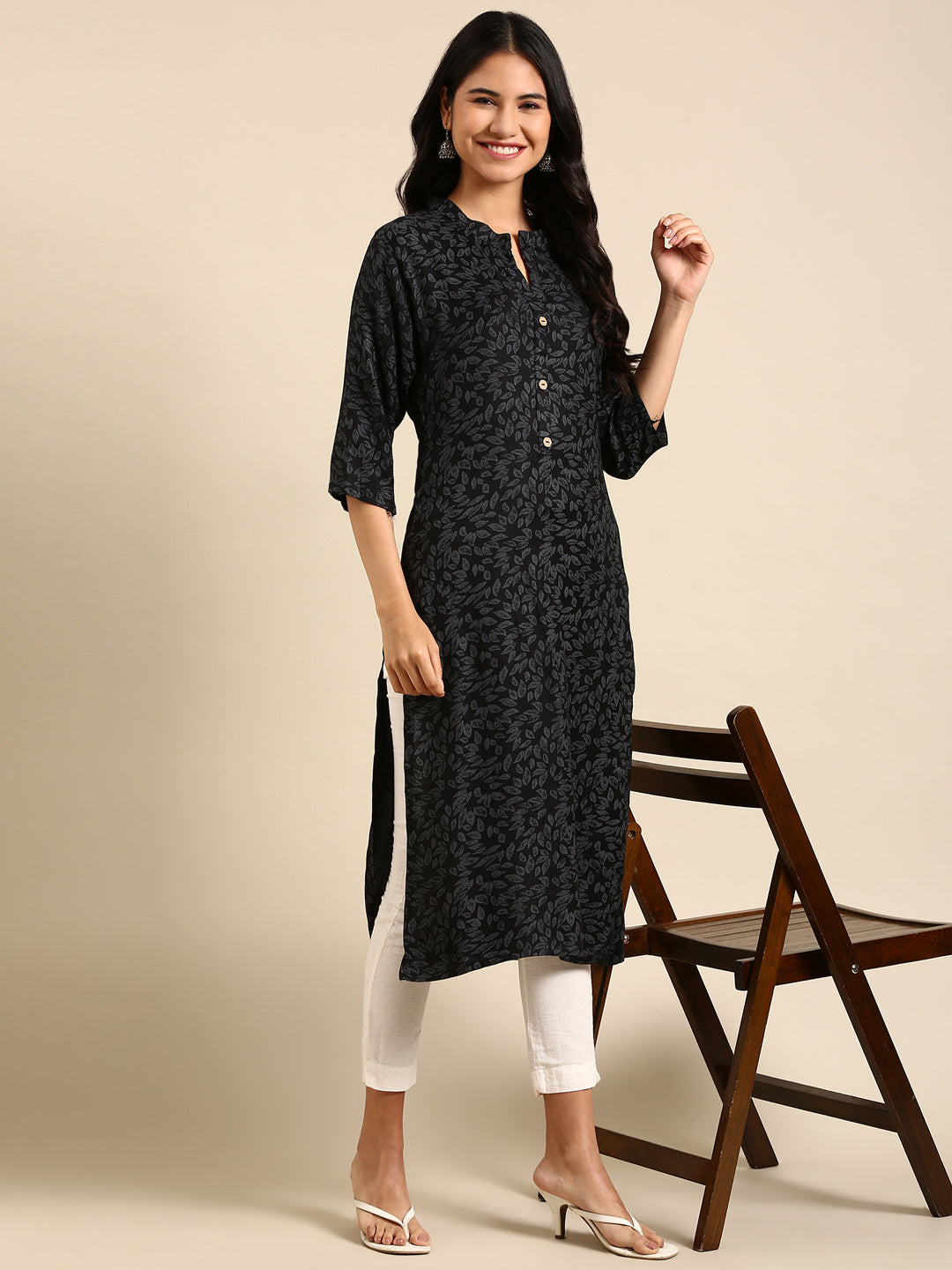 Women's Black Printed Straight Kurta