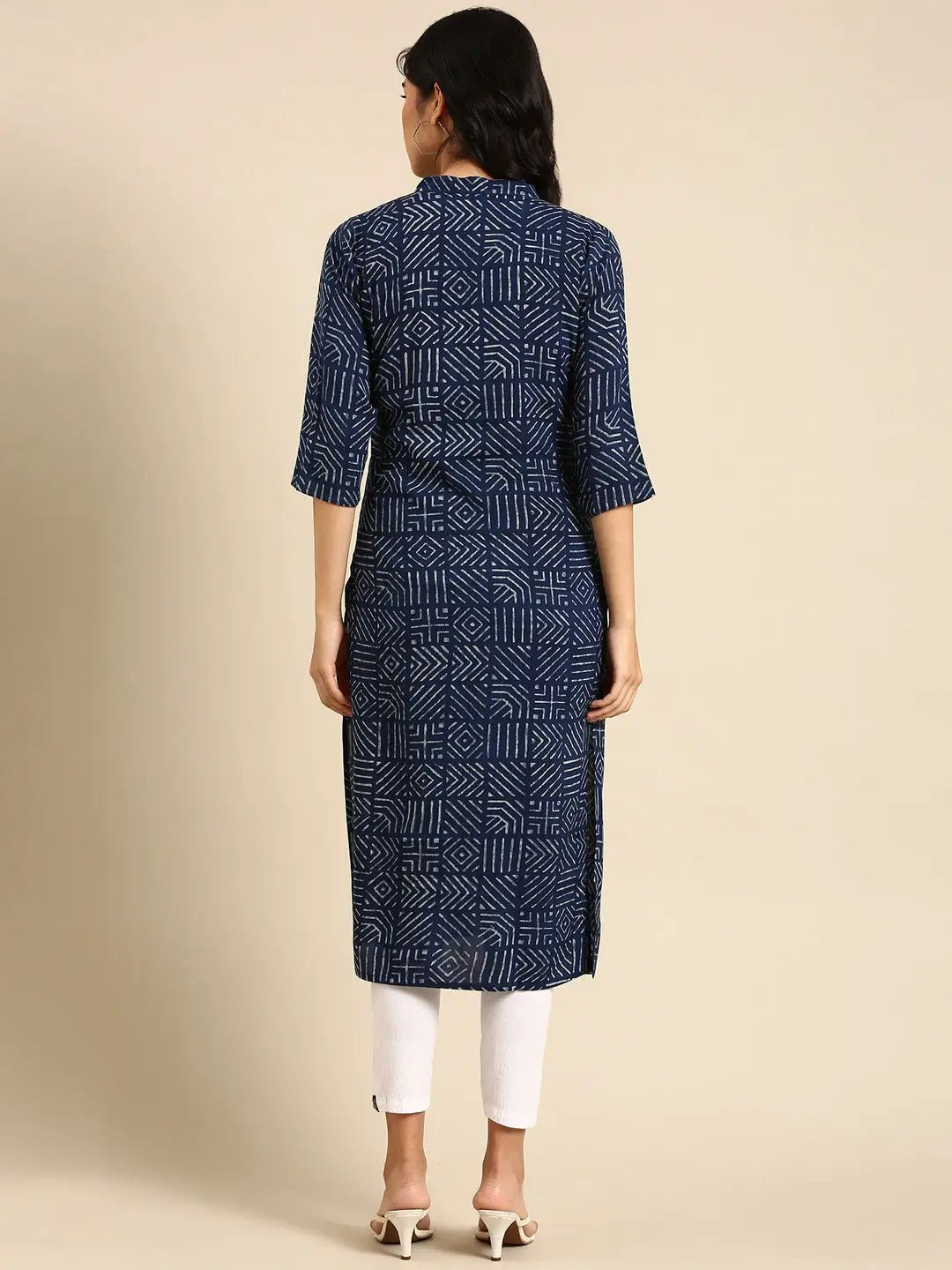 Women's Navy Blue Printed Straight Kurta