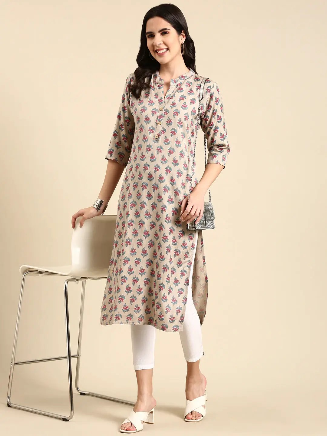 Women's Beige Printed Straight Kurta