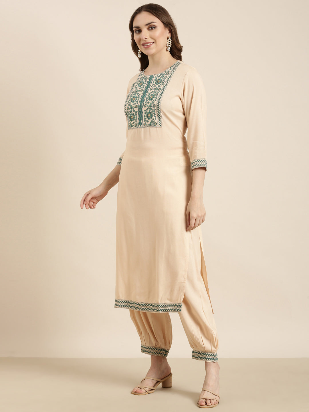 Women Straight Peach Solid Kurta and Patiala Set Comes With Dupatta