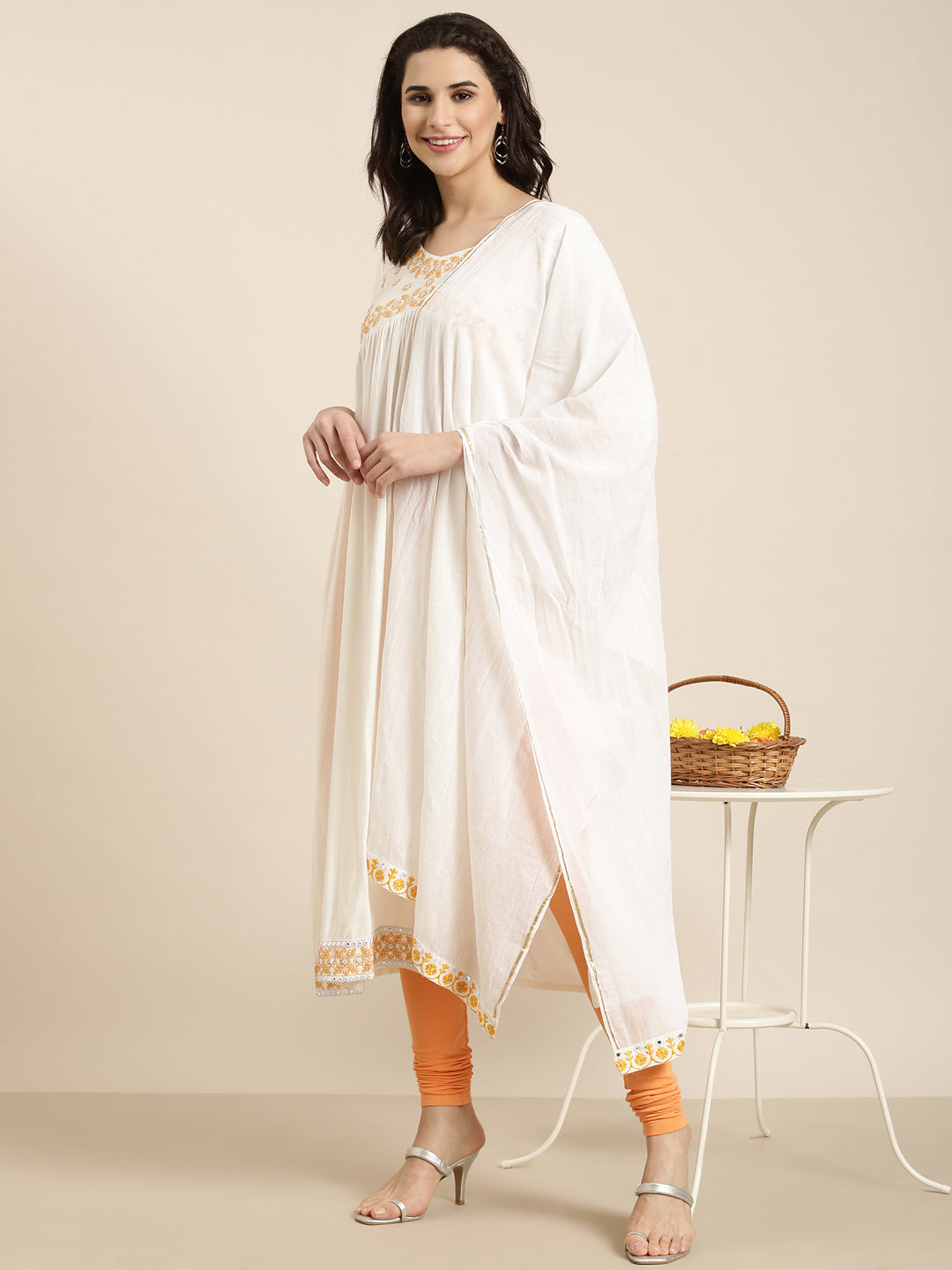 Women Straight Off White Solid Kurta Comes with Dupatta