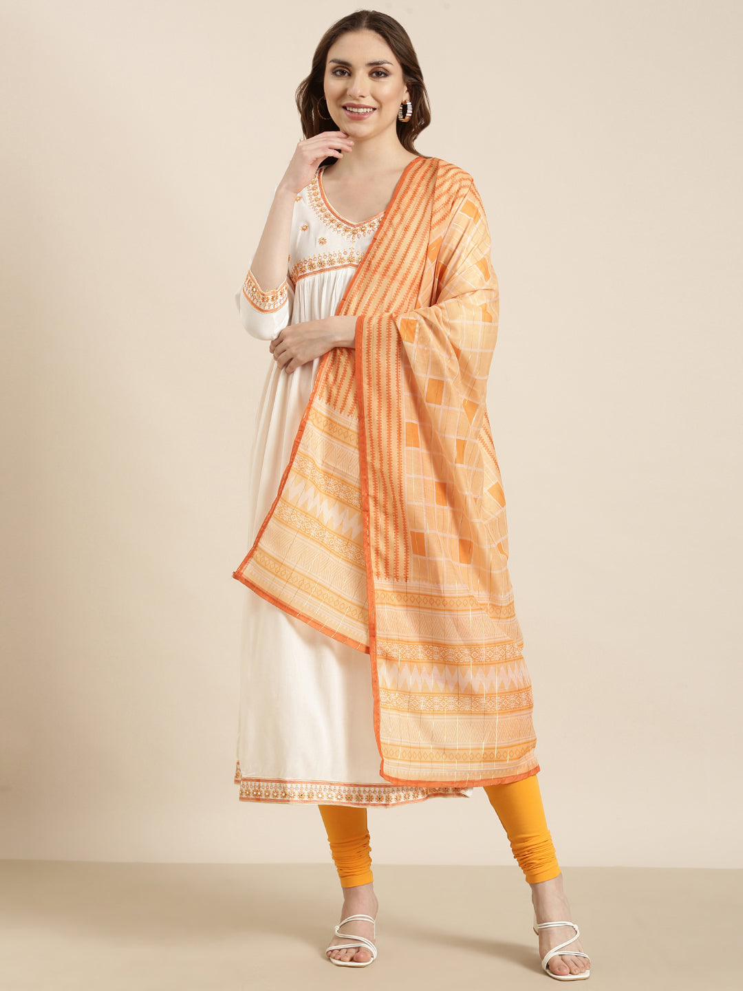 Women Straight Off White Solid Kurta Comes with Dupatta