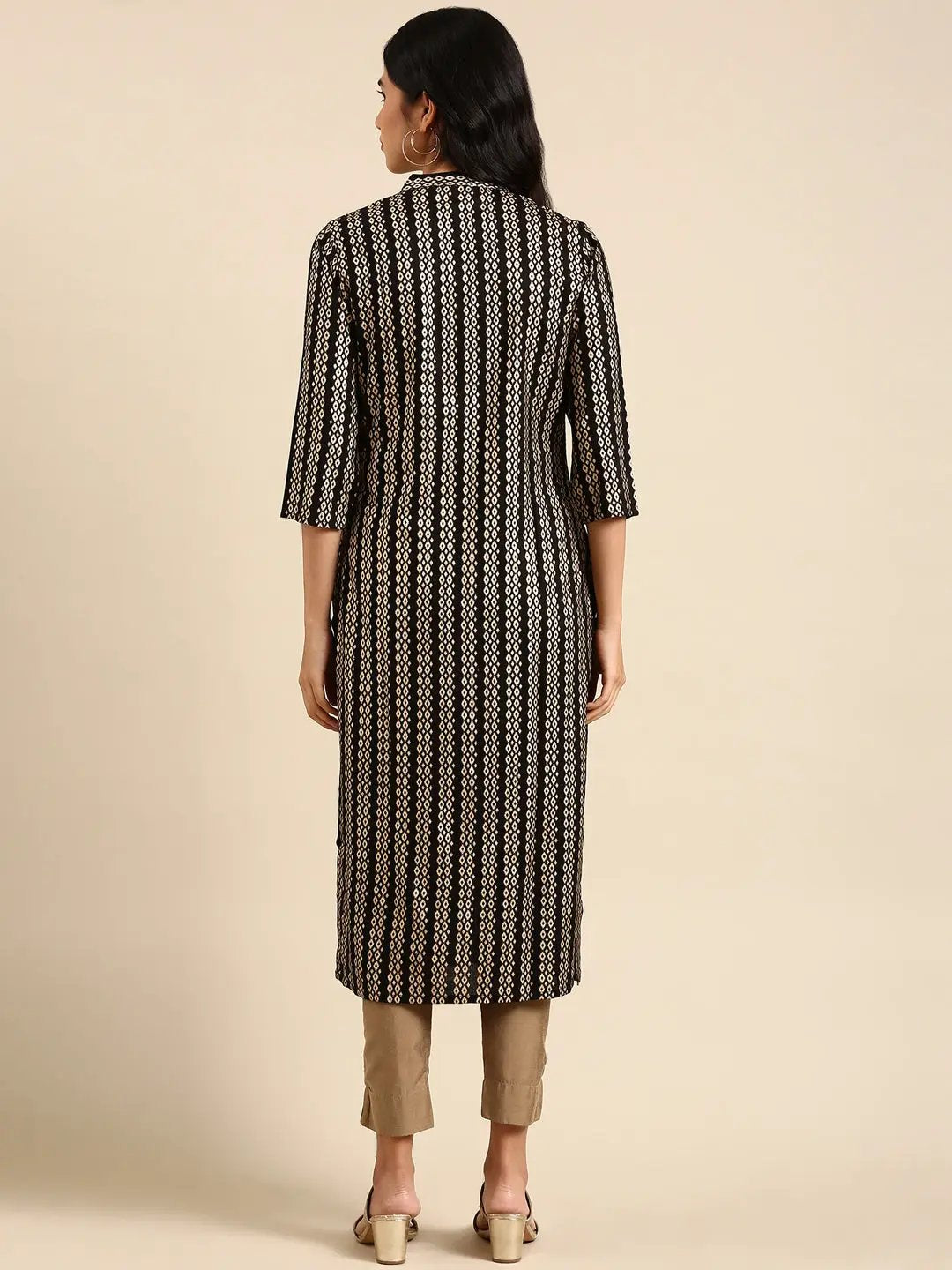 Women's Black Printed Straight Kurta