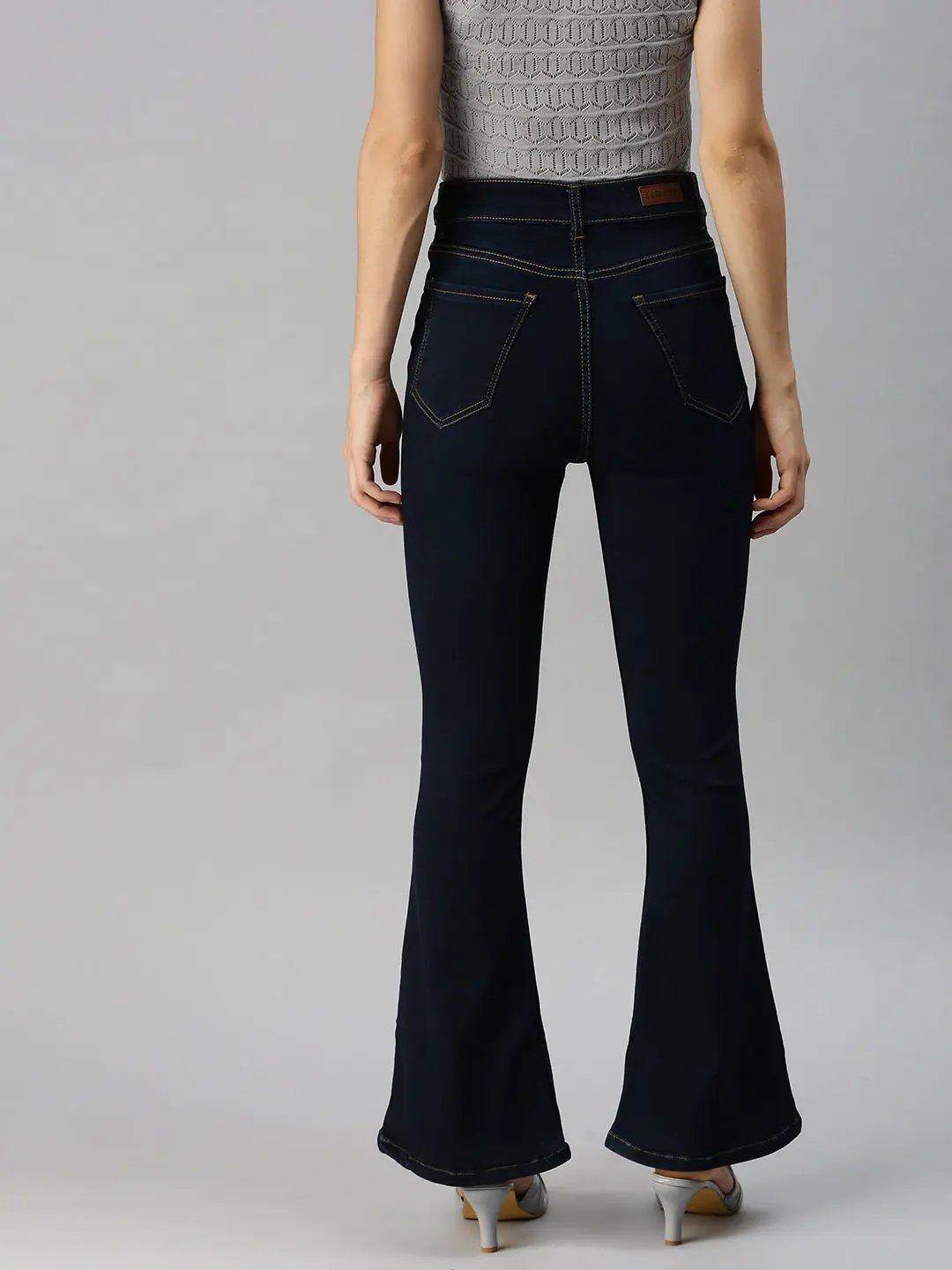 Women's Blue Solid Straight Fit Denim Jeans