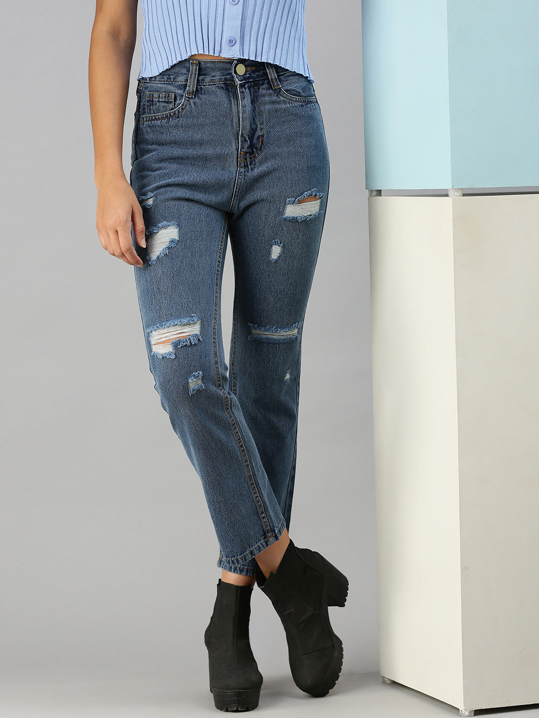 Women's Blue Solid Straight Fit Denim Jeans