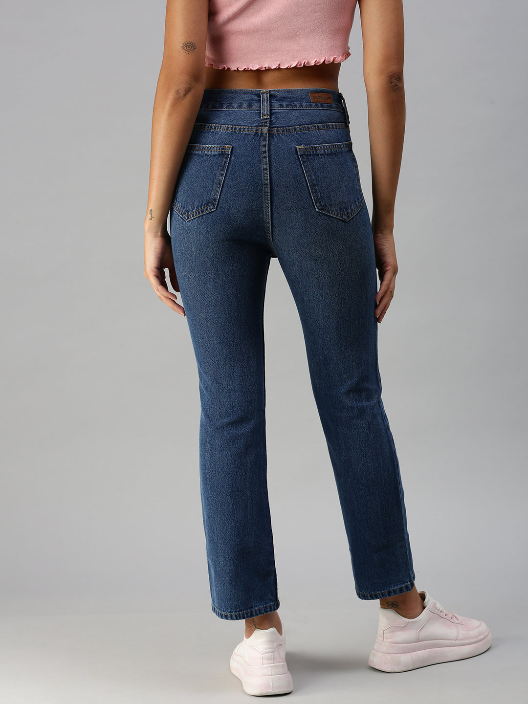 Women's Blue Solid Straight Fit Denim Jeans