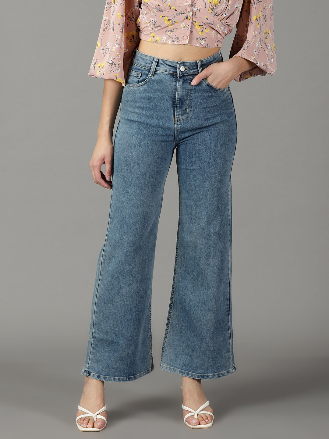 Women's Blue Mildly Distressed Light Fade Wide Leg High-Rise Stretchable Cotton Jeans