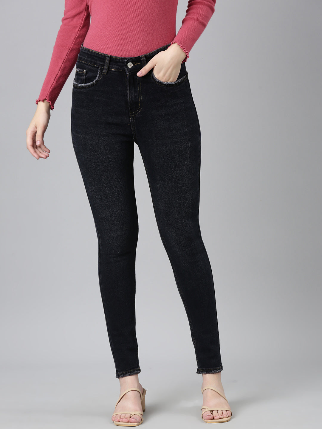 Women Charcoal Solid Skinny Fit Denim Jeans