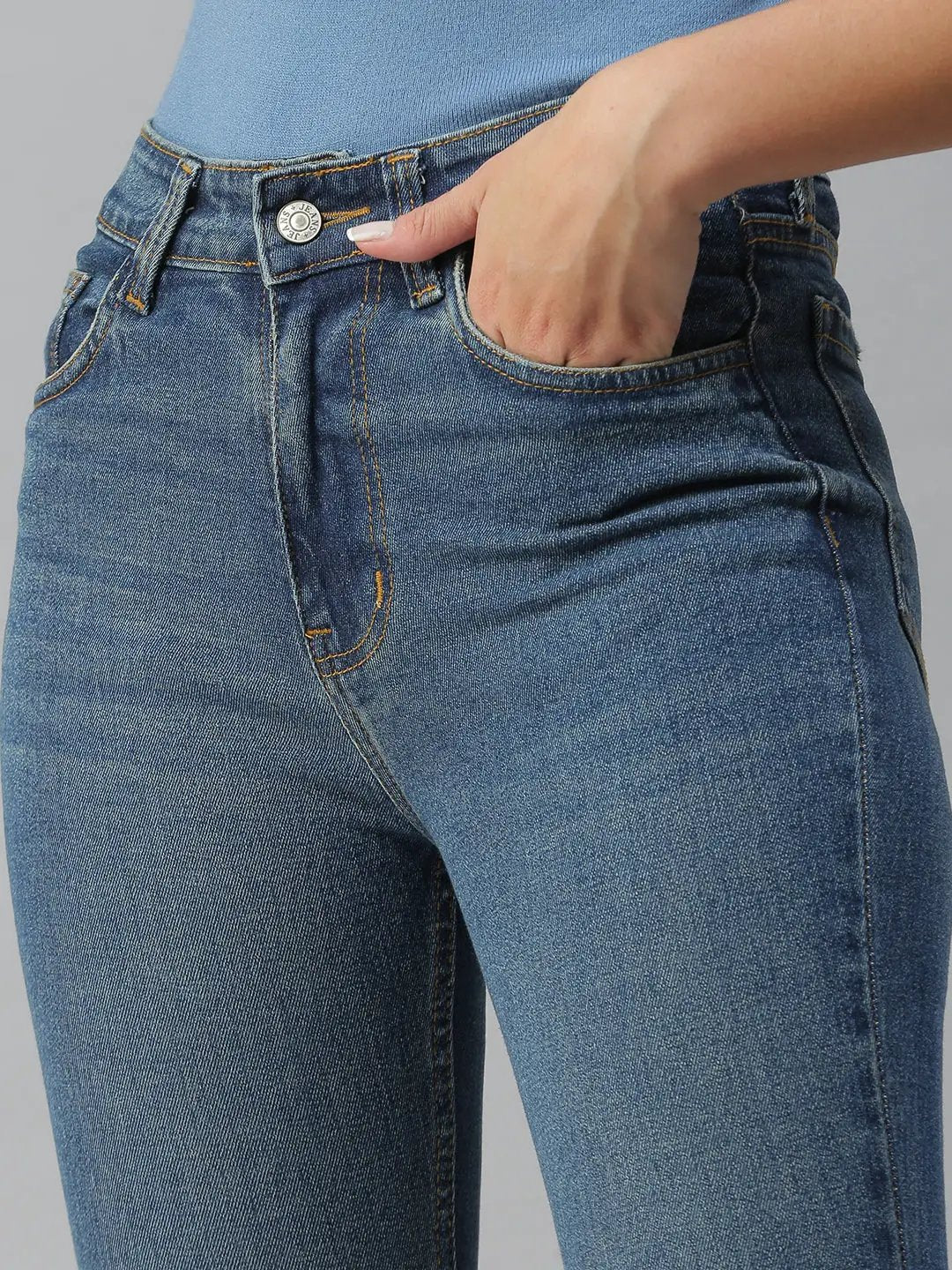 Women's Blue Bootcut High-Rise Light Fade Stretchable Denim Jeans