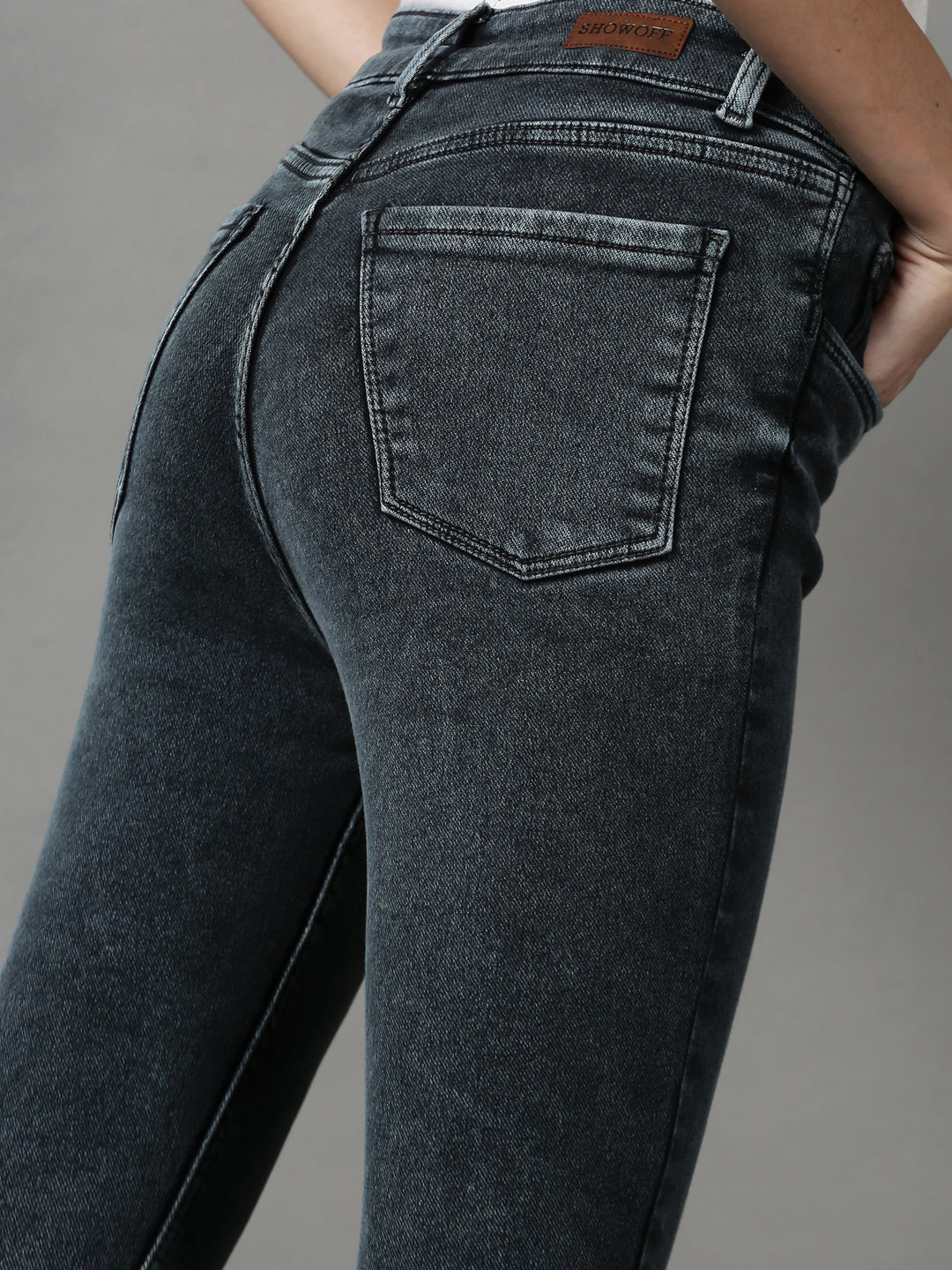 Women's Grey Solid Slim Fit Denim Jeans