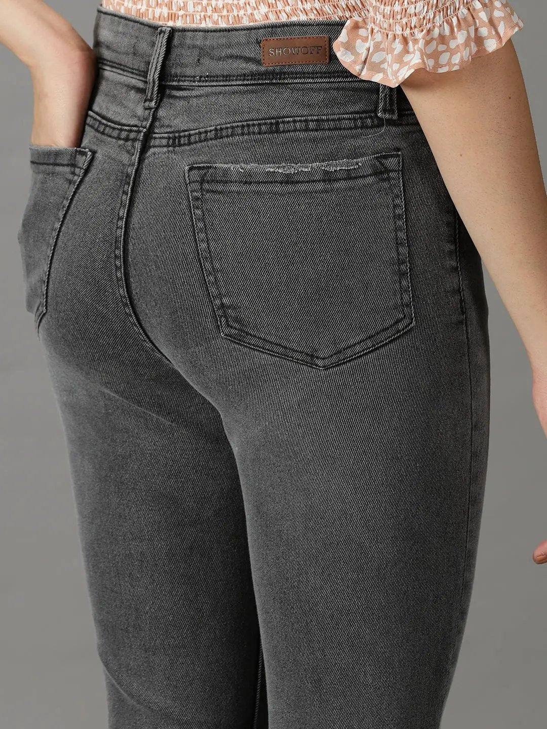 Women's Grey Solid Slim Fit Denim Jeans