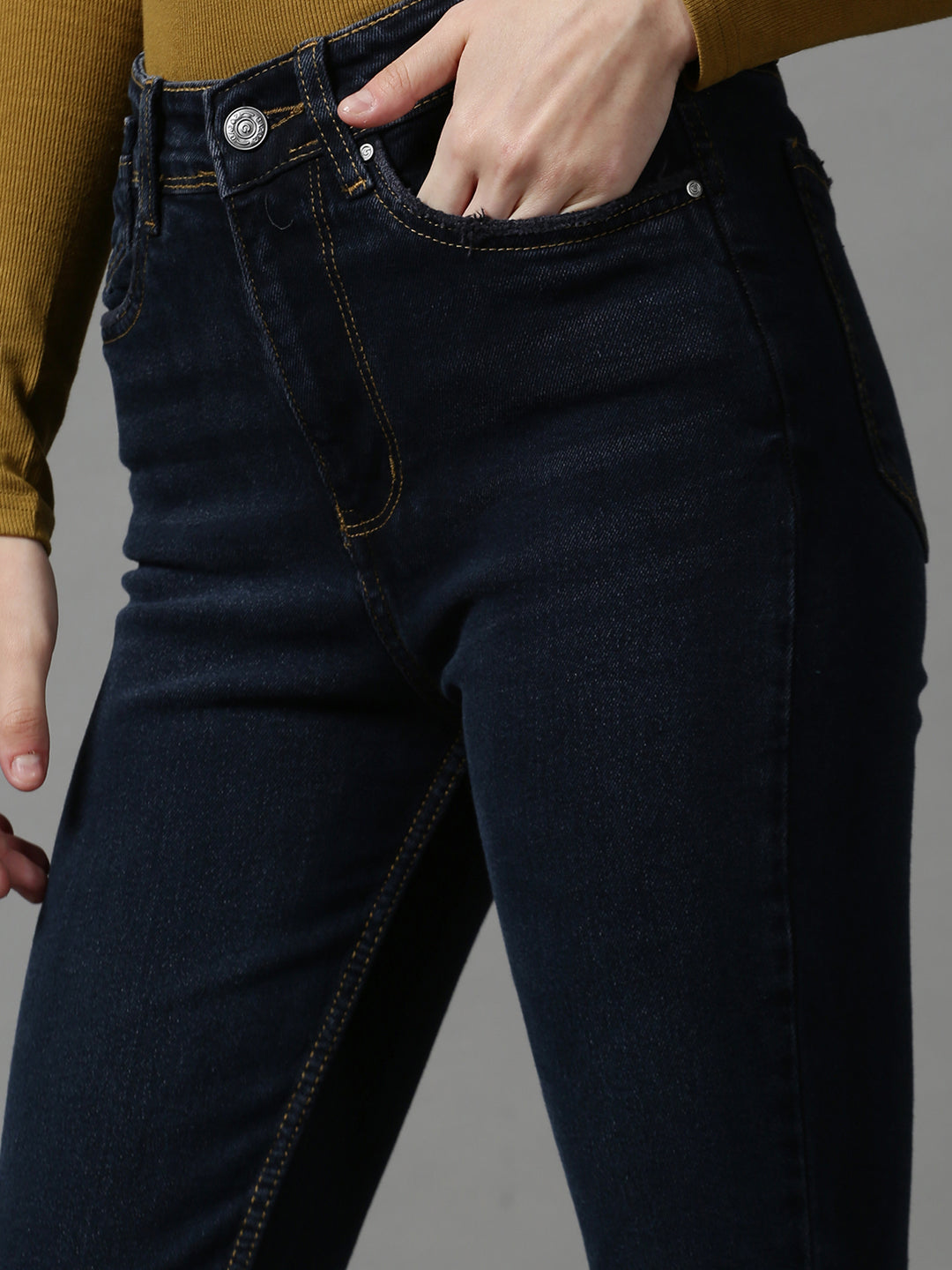 Women's Navy Blue Solid Slim Fit Denim Jeans