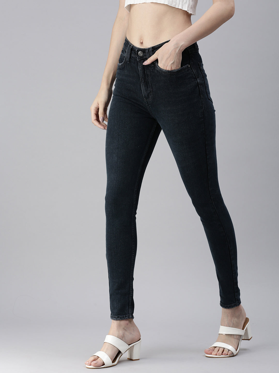 Women's Blue Solid Denim Skinny Jeans