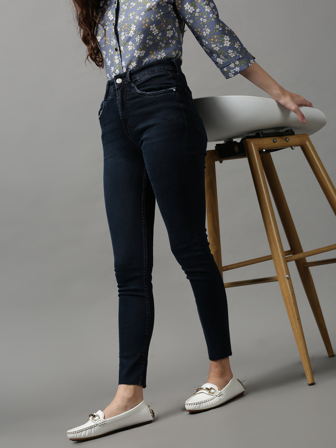 Women's Navy Blue Solid Slim Fit Denim Jeans