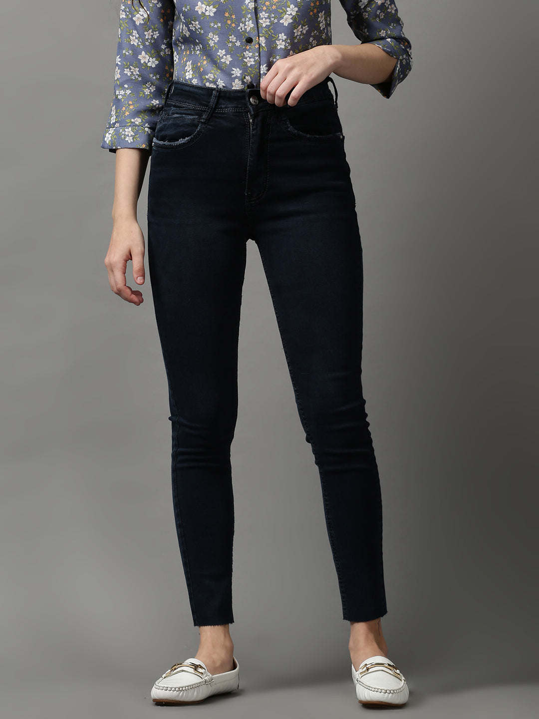 Women's Navy Blue Solid Slim Fit Denim Jeans