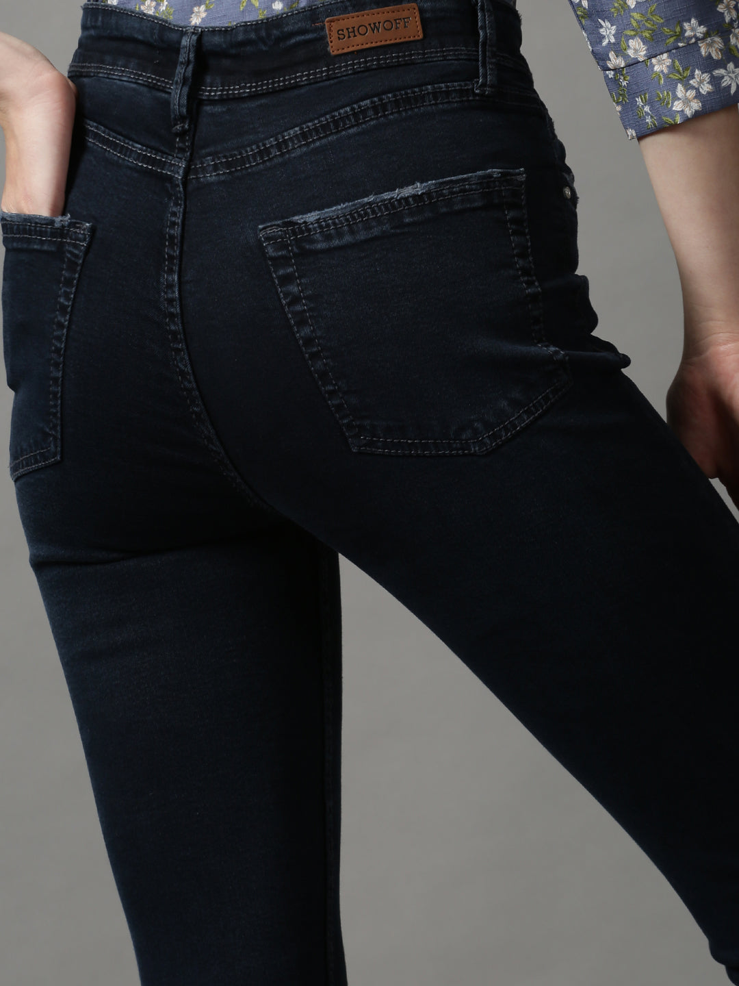 Women's Navy Blue Solid Slim Fit Denim Jeans