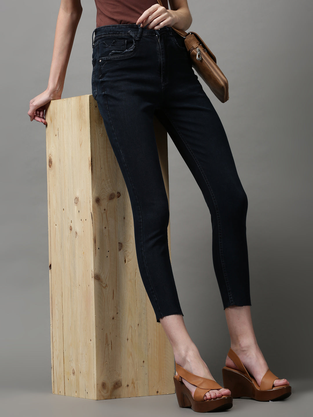 Women's Navy Blue Solid Skinny Fit Denim Jeans