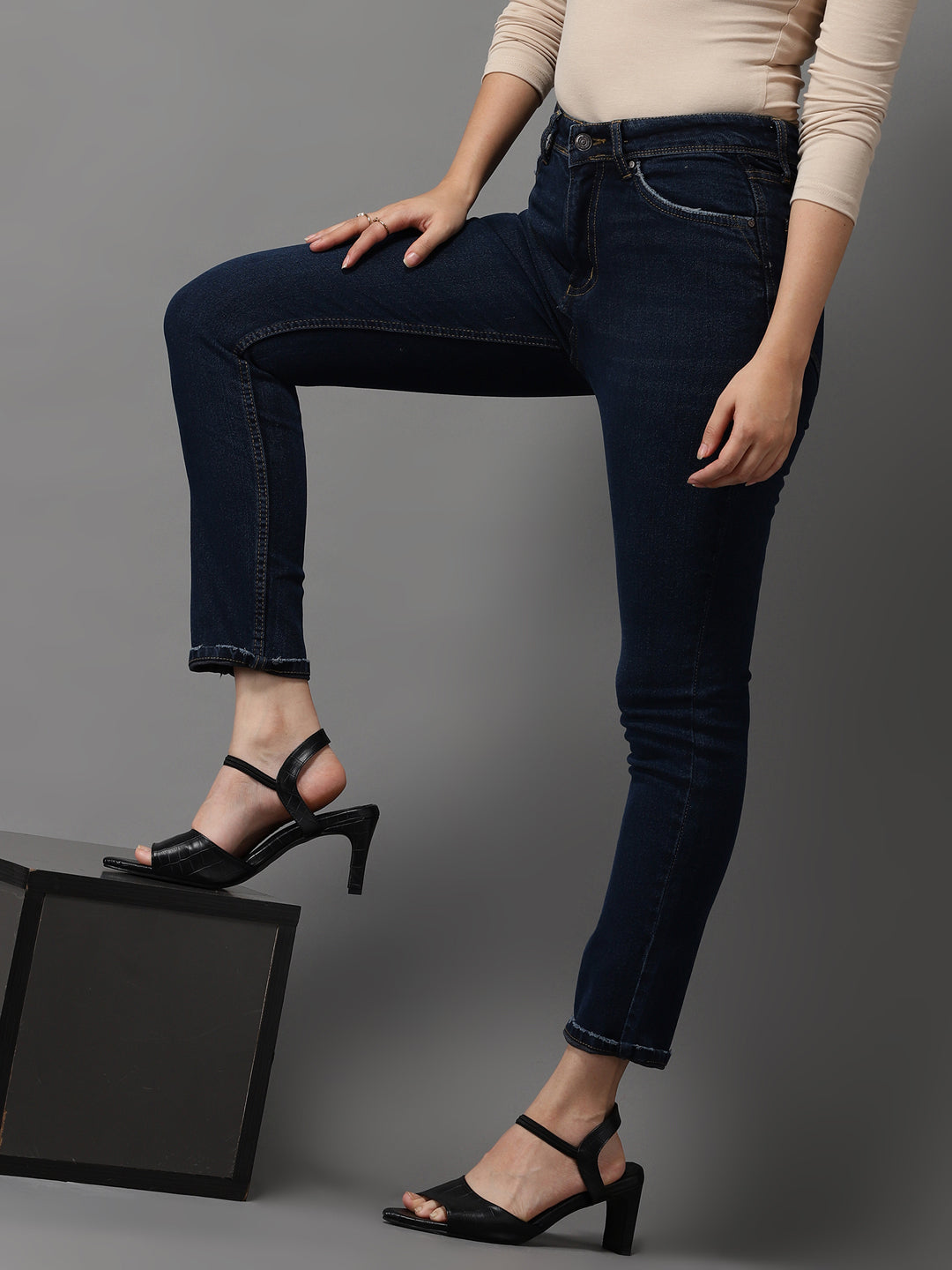 Women's Navy Blue Solid Slim Fit Denim Jeans