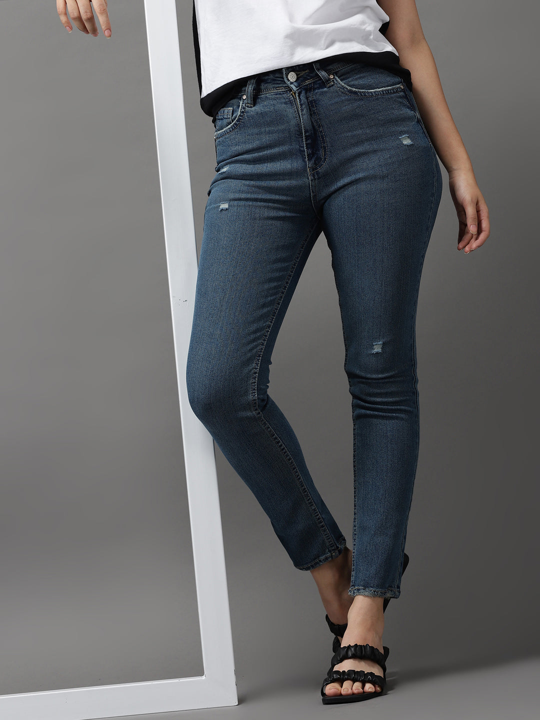 Women's Blue Solid Slim Fit Denim Jeans