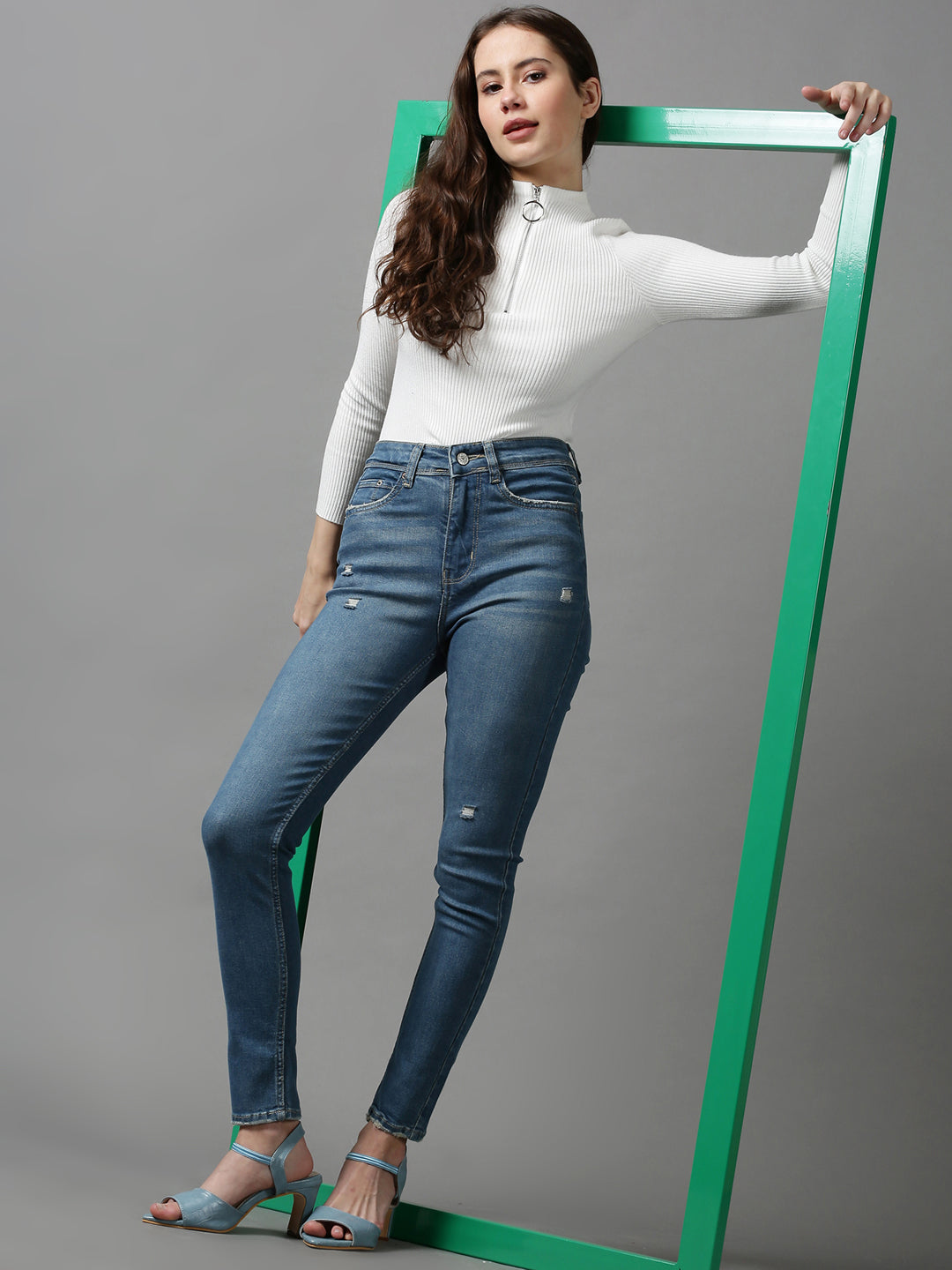 Women's Blue Solid Slim Fit Denim Jeans