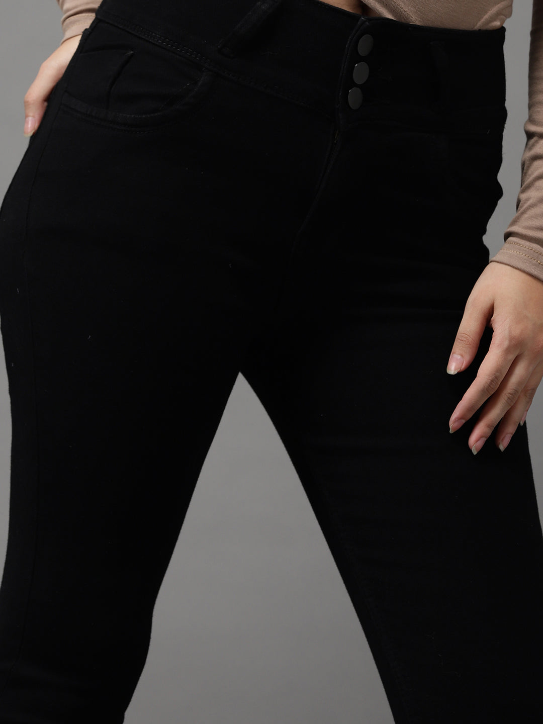 Women's Black Solid Skinny Fit Denim Jeans