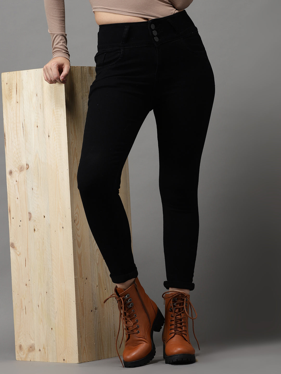 Women's Black Solid Skinny Fit Denim Jeans