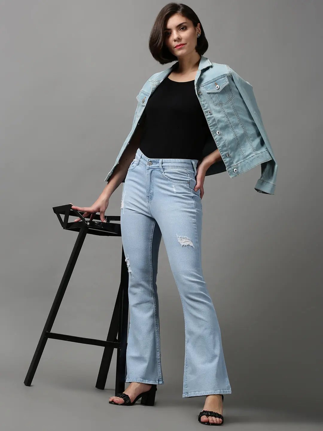 Women's Blue Bootcut Mildly Distressed Light Fade Stretchable Denim Jeans
