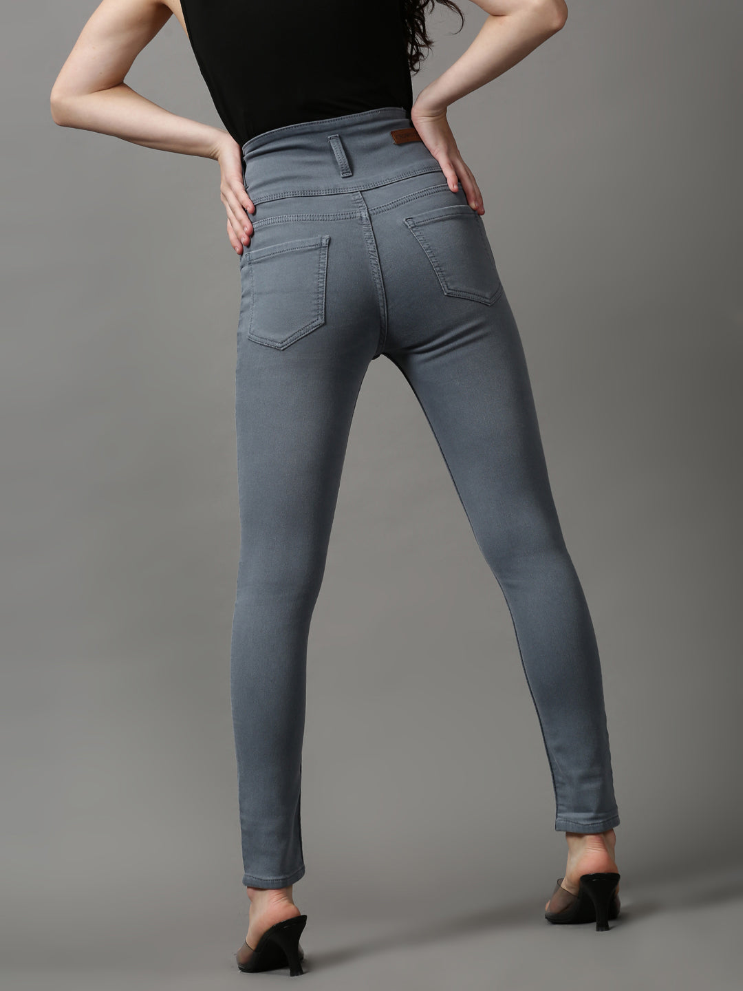 Women's Grey Solid Skinny Fit Denim Jeans