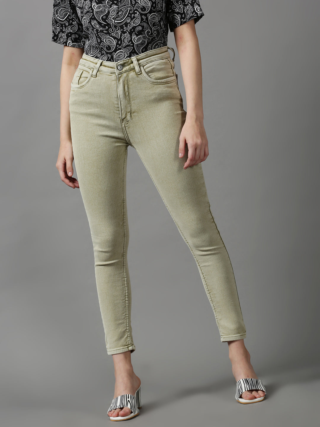 Women's Olive Solid Skinny Fit Denim Jeans