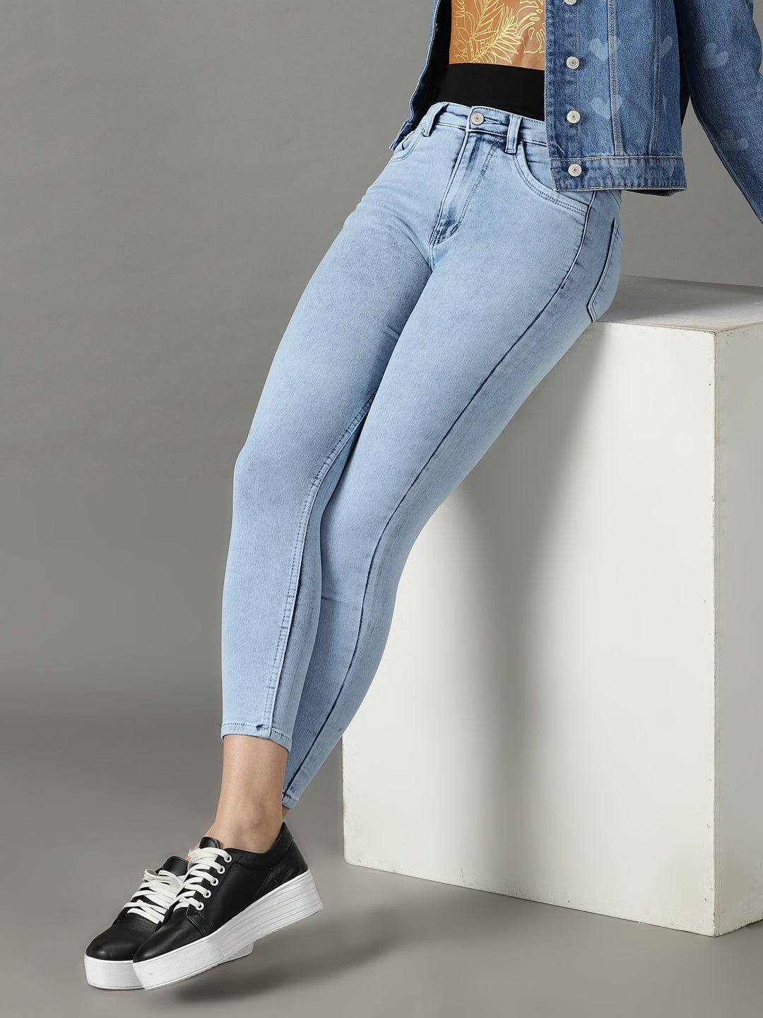 Women's Blue Solid Skinny Fit Denim Jeans