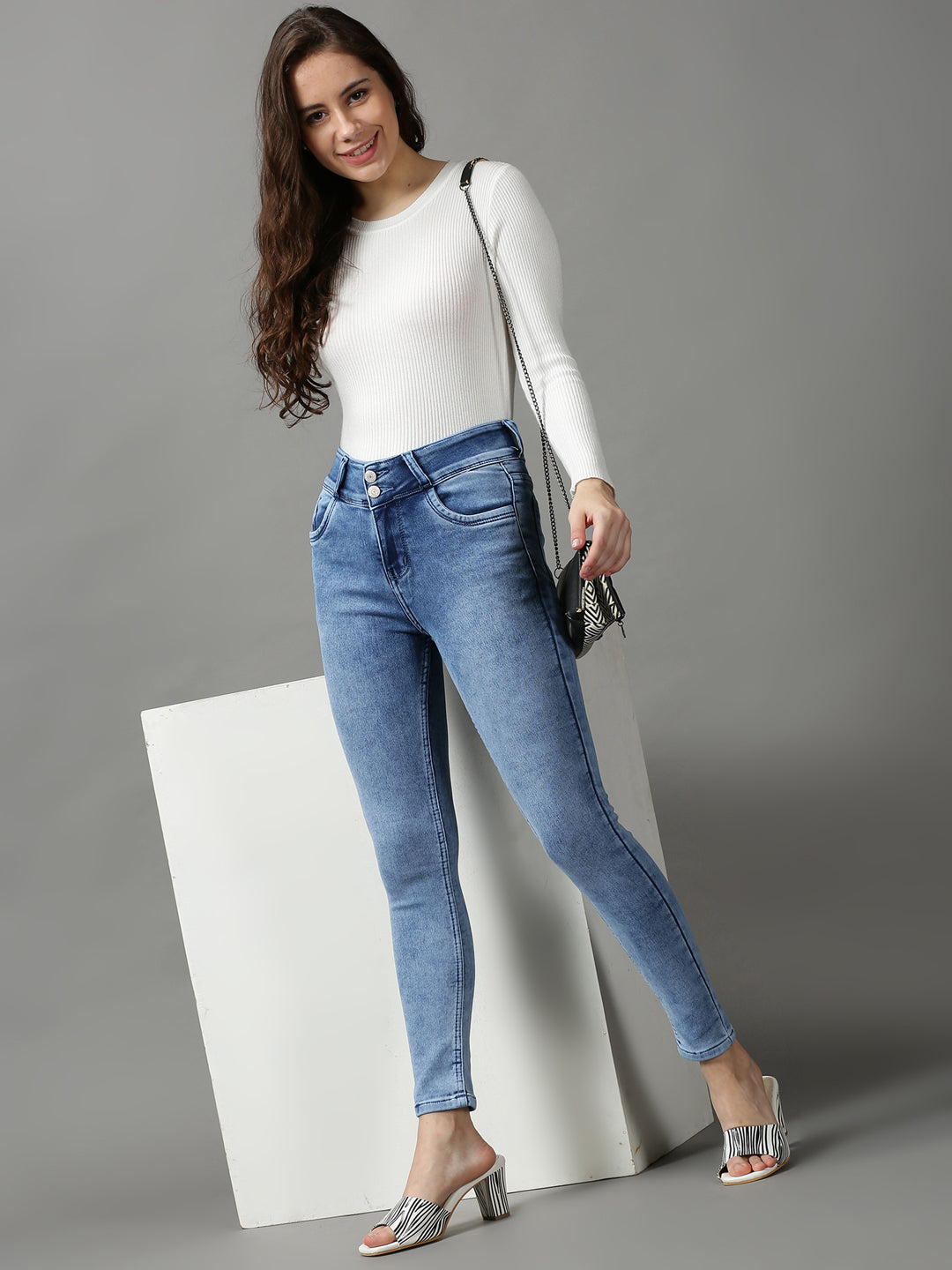 Women's Blue Solid Skinny Fit Denim Jeans