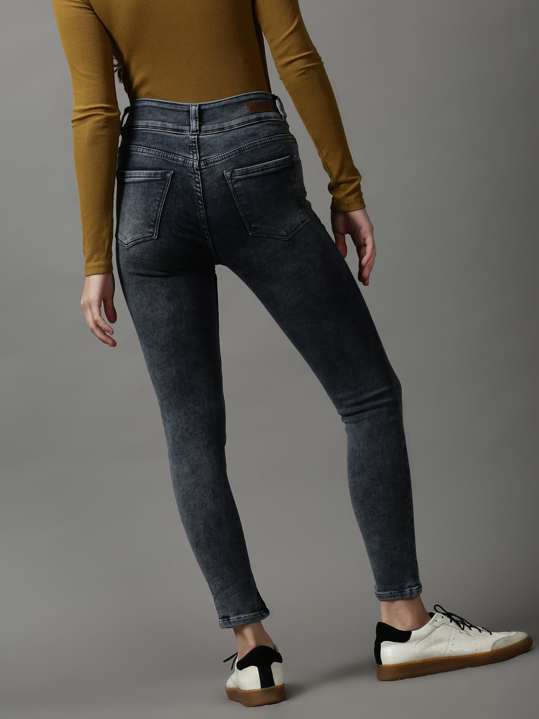 Women's Grey Solid Skinny Fit Denim Jeans