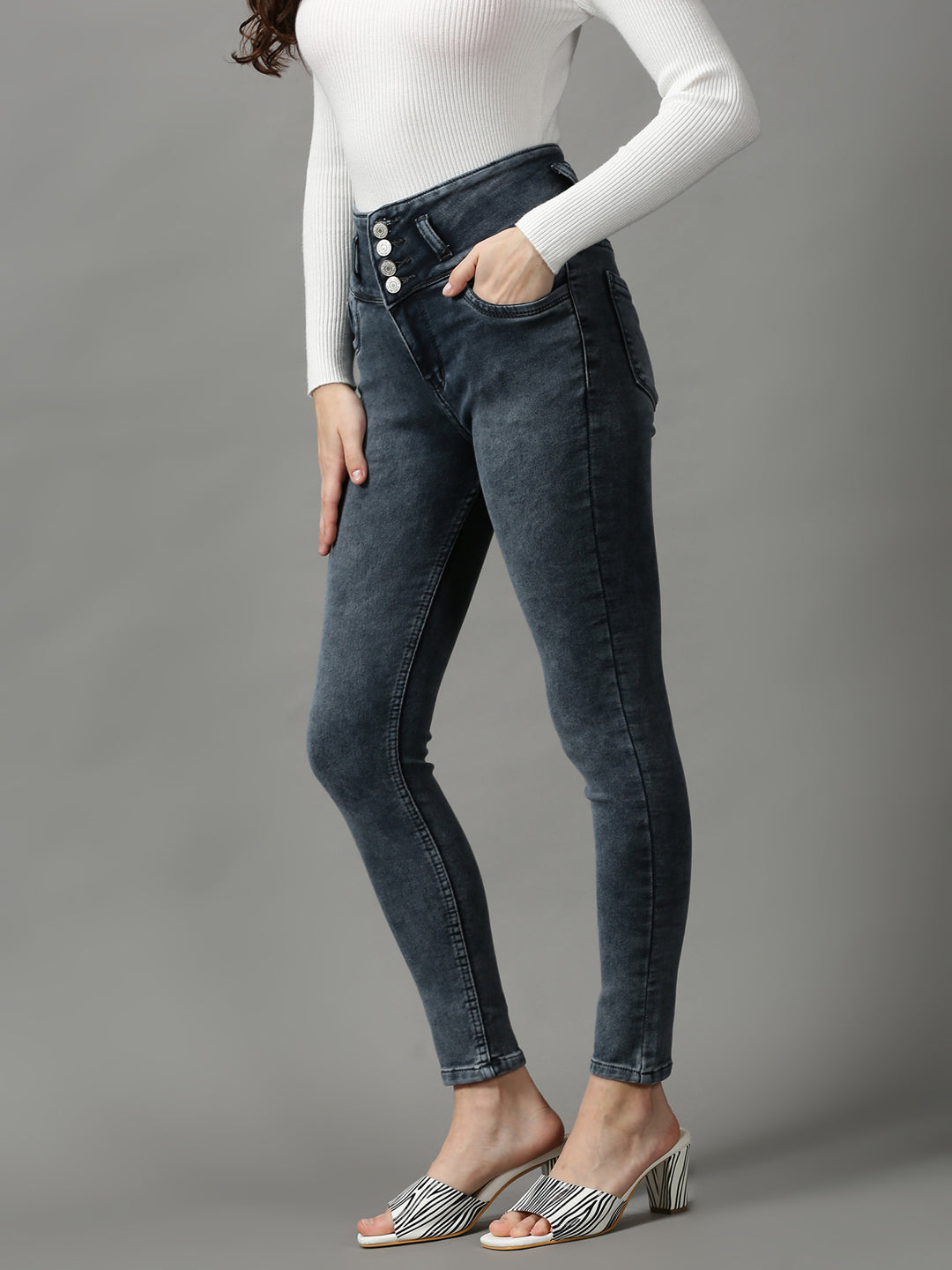 Women's Grey Solid Skinny Fit Denim Jeans