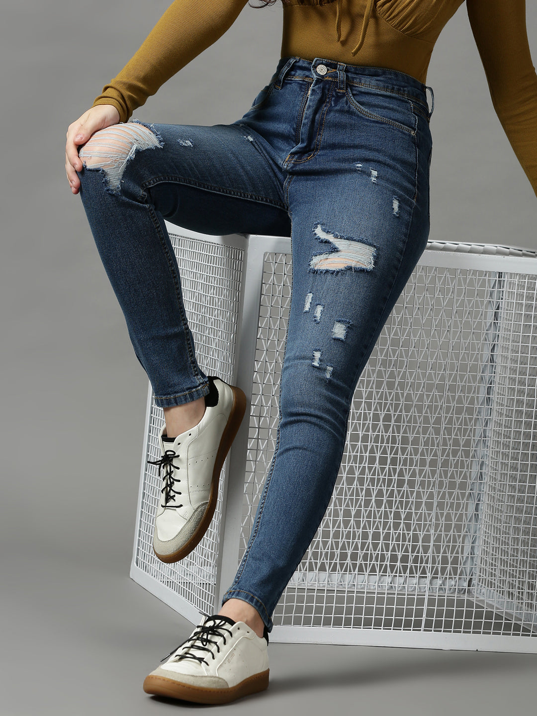 Women's Blue Solid Skinny Fit Denim Jeans