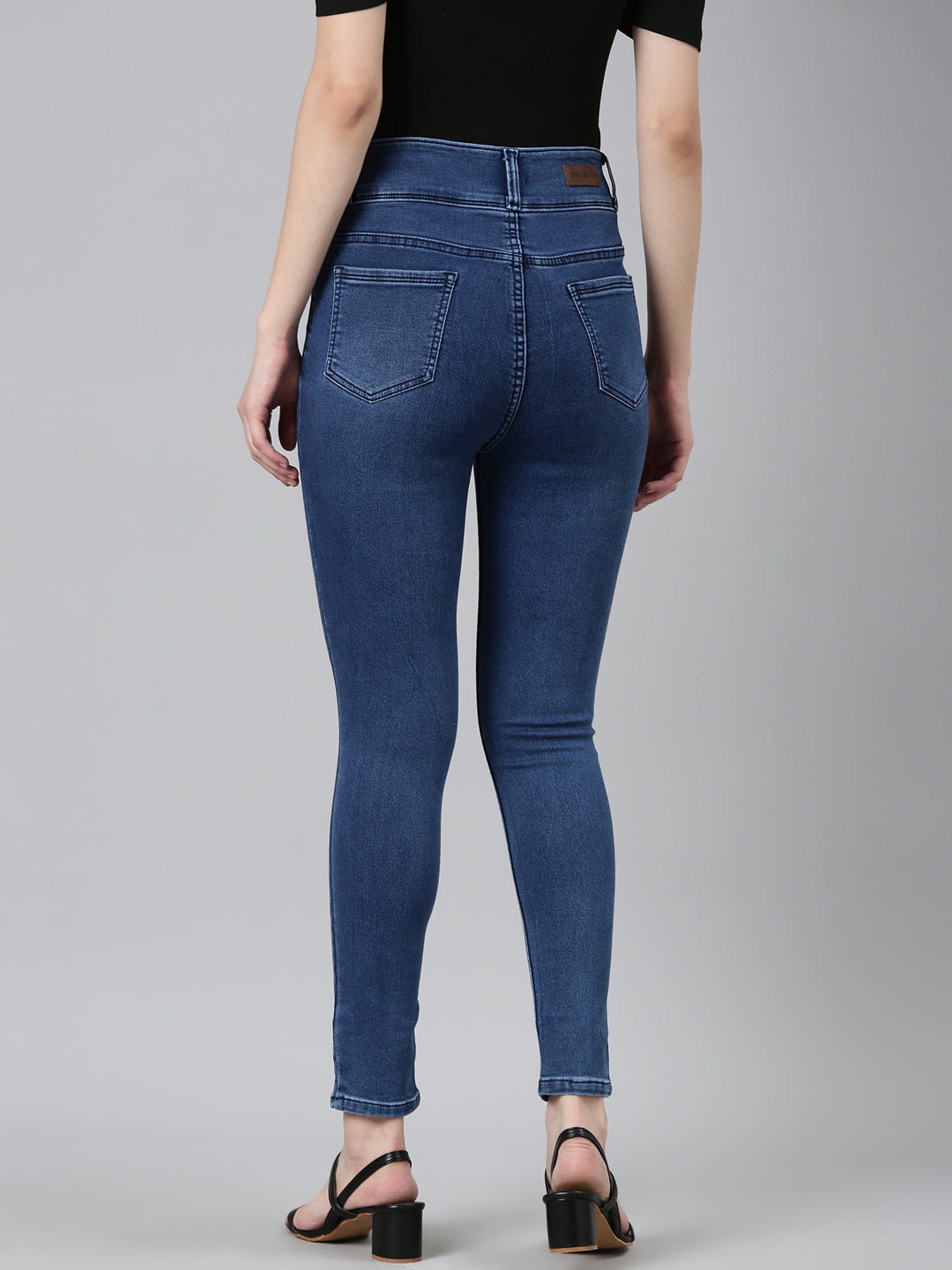 Women Blue Solid Slim Fit Denim Jeans