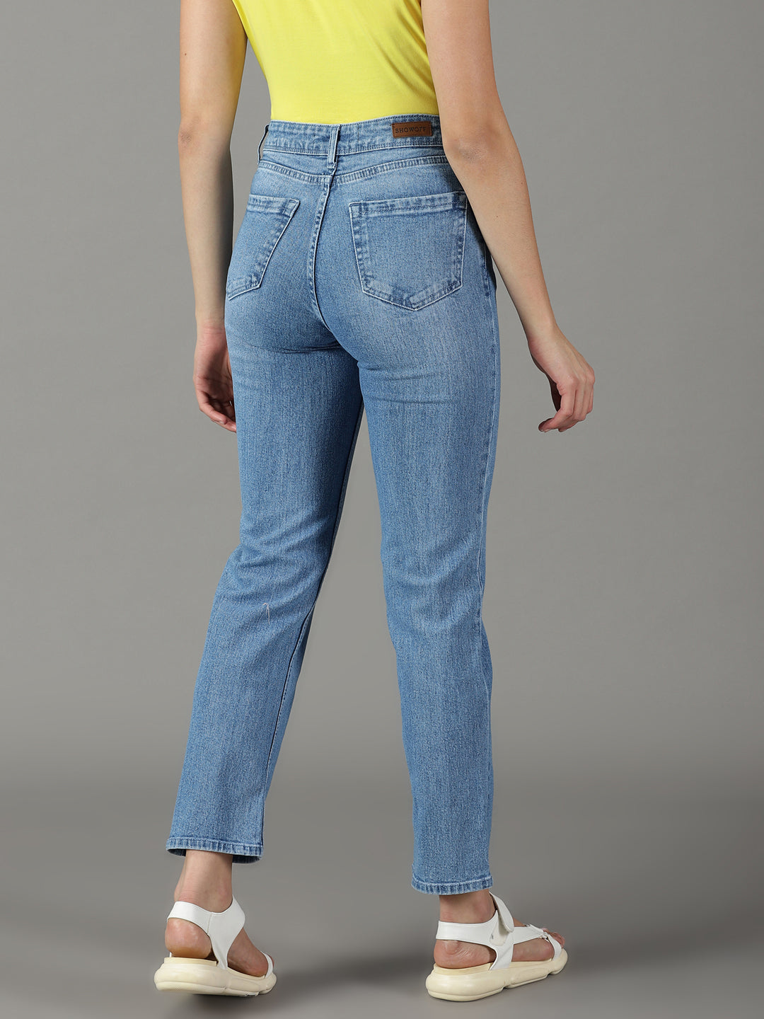 Women's Blue Solid Straight Fit Denim Jeans