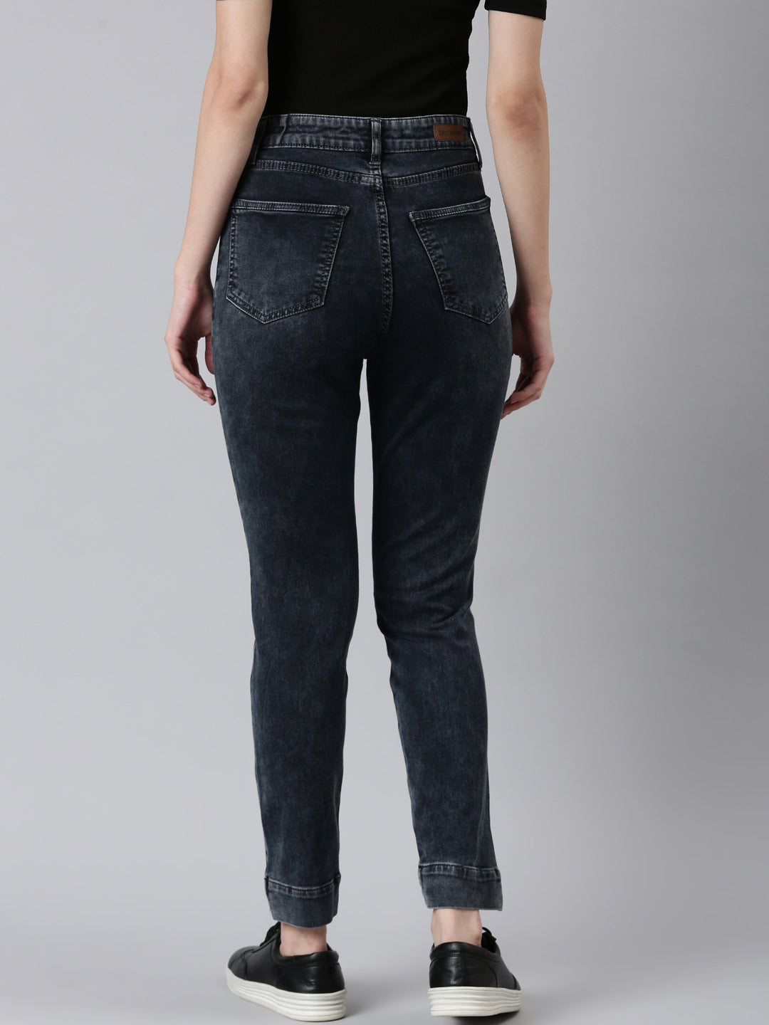 Women Grey Solid Slim Fit Denim Jeans