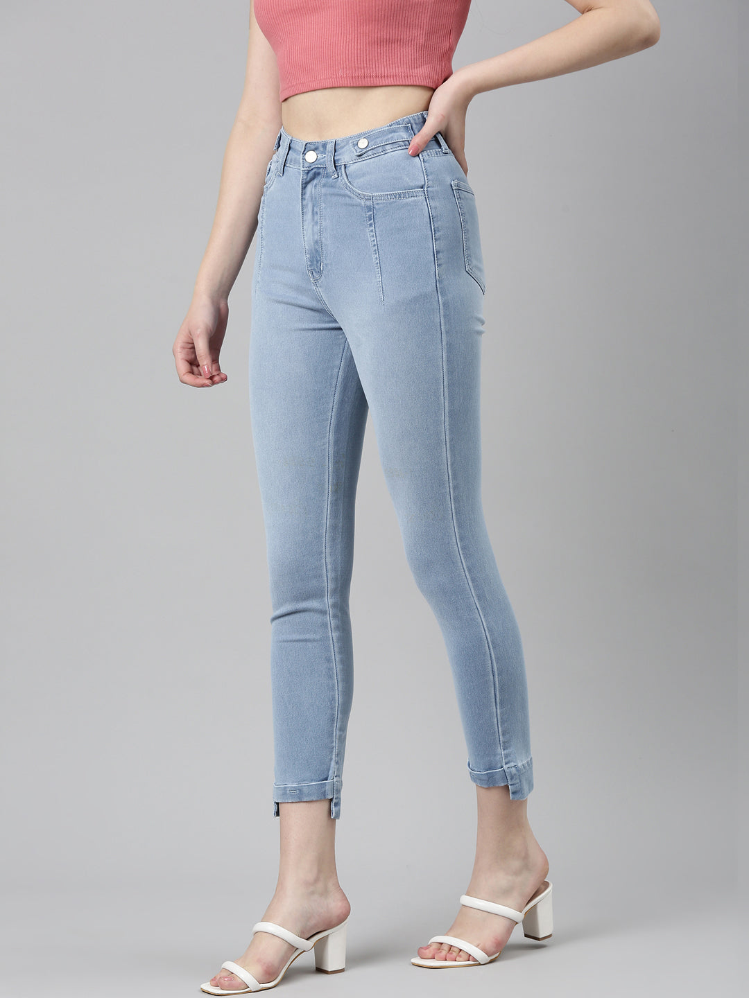 Women Blue Solid Mom Fit Denim Jeans