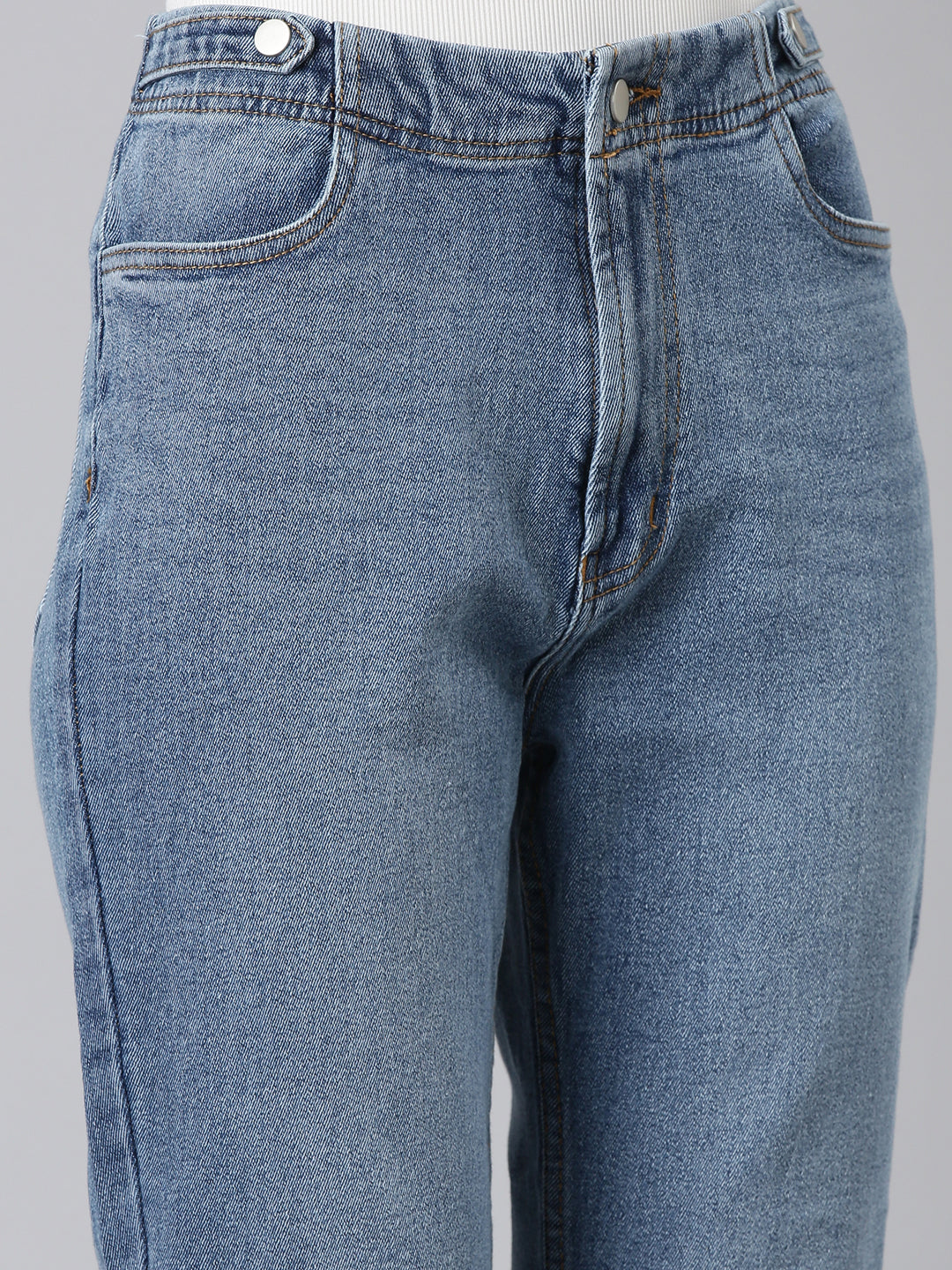 Women Blue Solid Mom Fit Denim Jeans