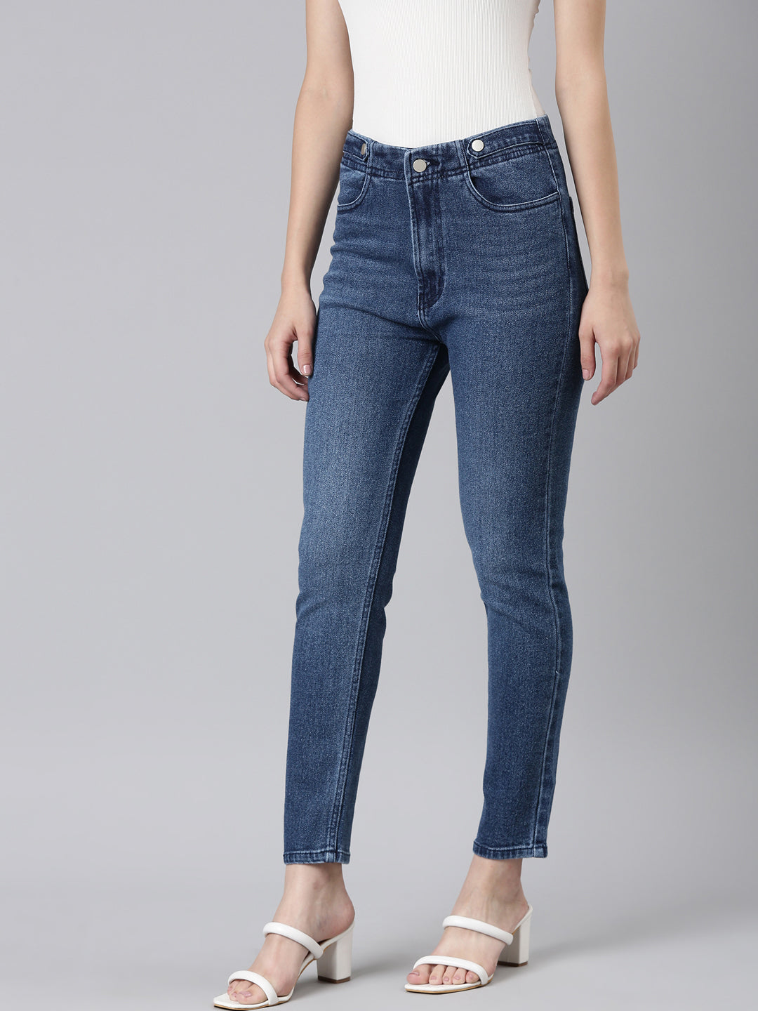 Women Blue Solid Regular Fit Denim Jeans