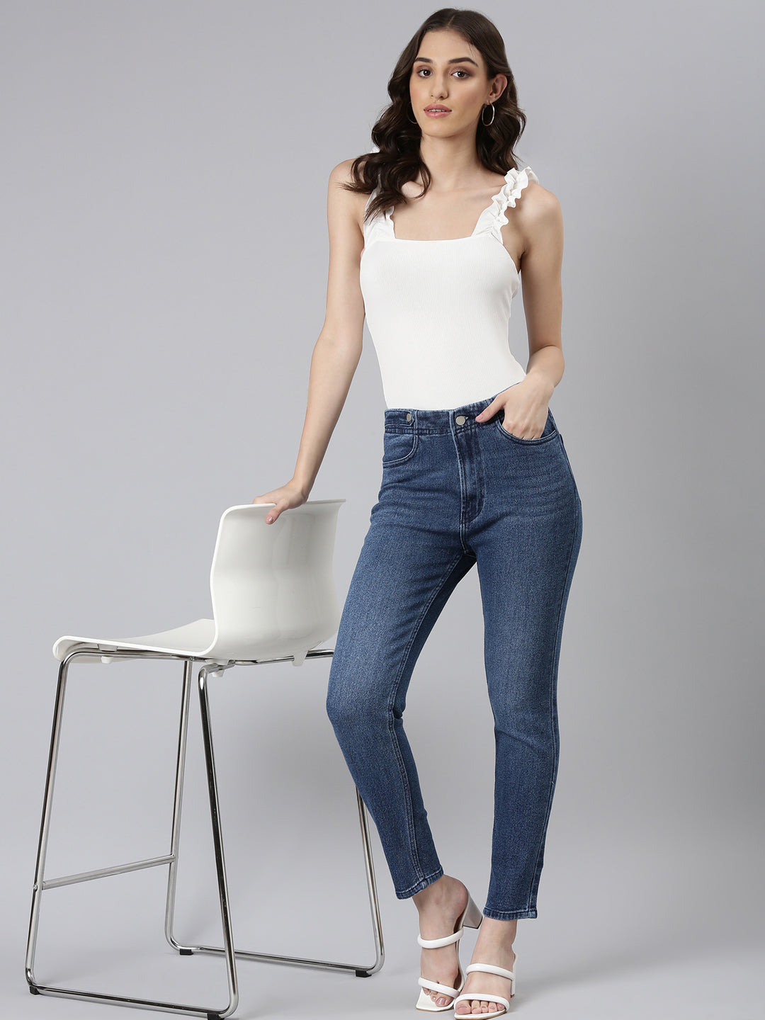 Women Blue Solid Regular Fit Denim Jeans