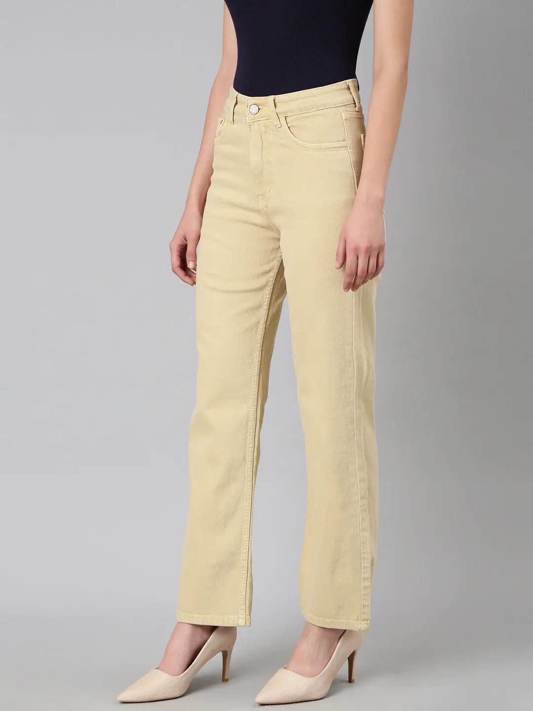 Women's Beige Solid Straight Fit Denim Jeans
